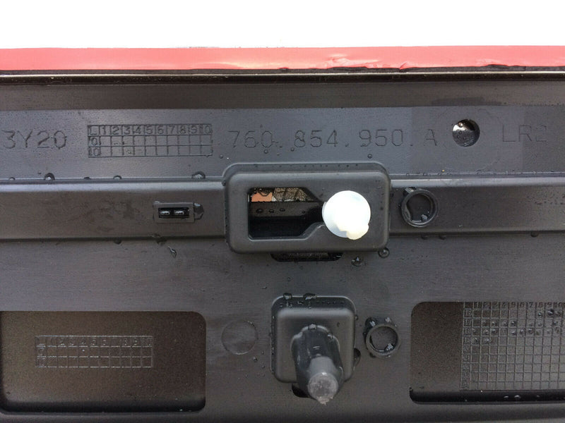 VW TOUAREG CR 7 MK3 2018> REAR DOOR PANEL RIGHT SIDE TRIM MOULDING 760854950