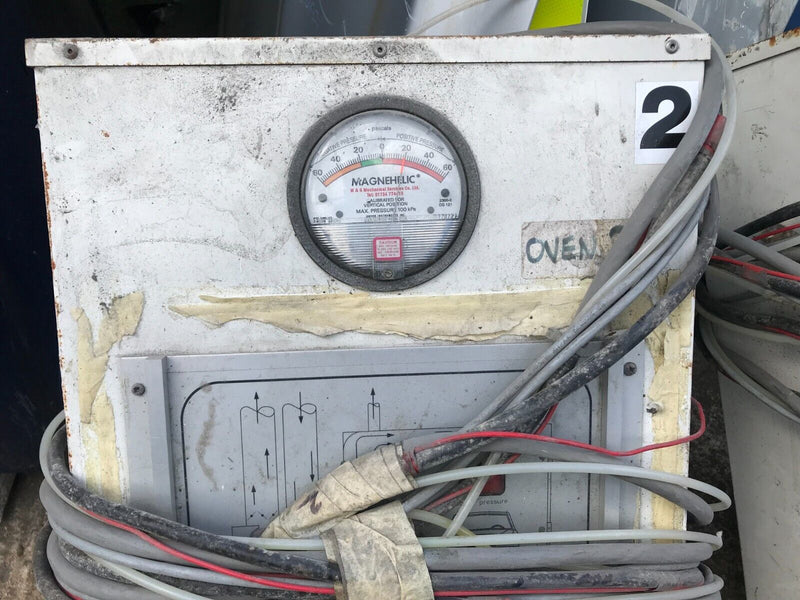 FLOW CONTROL COMPUTER OVER, MAGNAHELIC AIR PRESSURE GAUGE TO SPRAY BOOTH