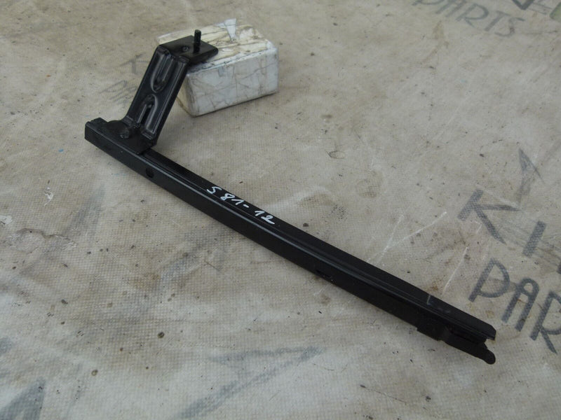 VW UP 2011-2016 DRIVER RIGHT SIDE DOOR SUPPORT GENUINE 1S4837404