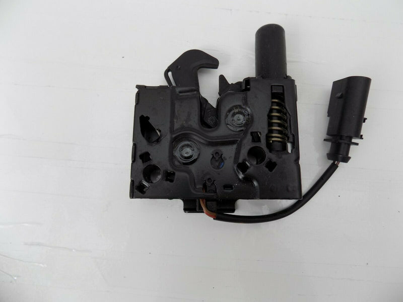 AUDI A5 RS4 RS5 2016-ON BONNET HOOD LOCK CATCH LOWER 8W0823509C /S48-29