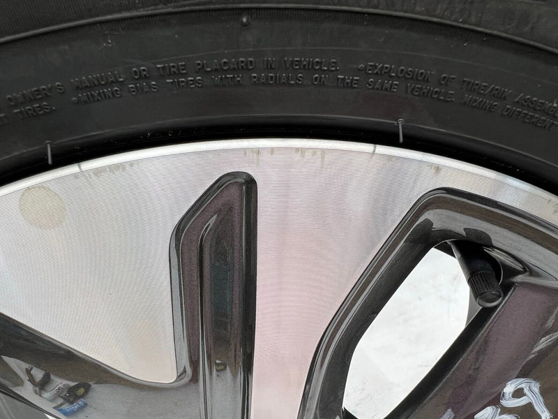 KIA NIRO 17" ALLOY WHEEL RIM 52910-Q4100 7J ET50 WITH TYRE 215/55/17