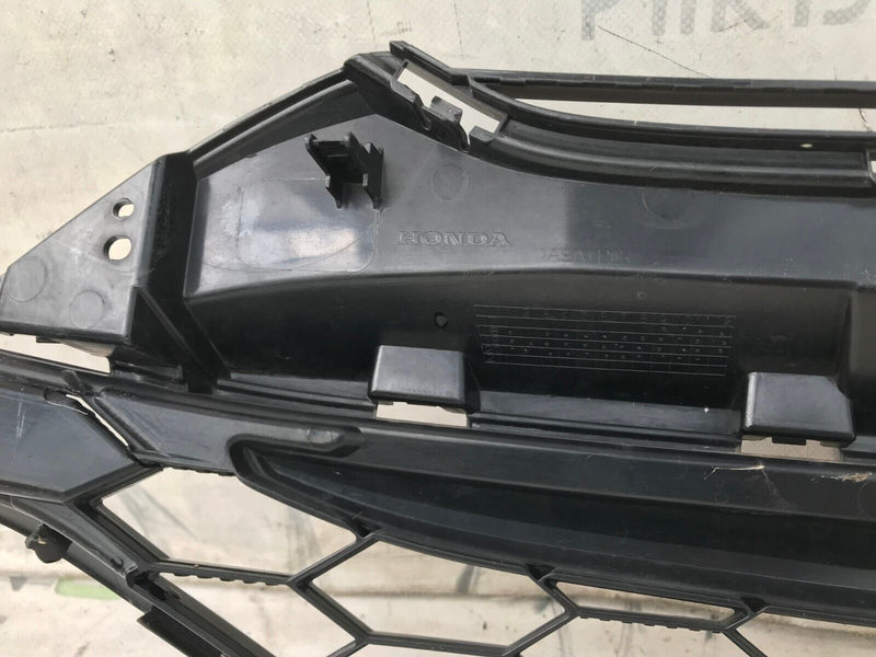 HONDA CR-V MK5 2017-2019 FRONT BUMPER GRILLE GENUINE 71121TNYG1