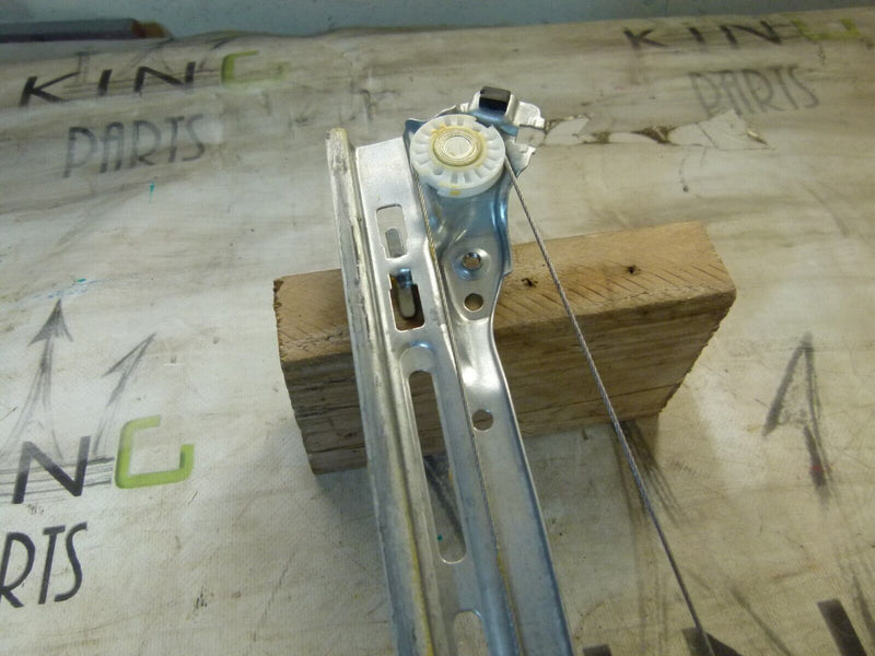 PEUGEOT 308 SW ESTATE 2017-21 REAR RIGHT WINDOW LIFTER MACHANISM 9825710480