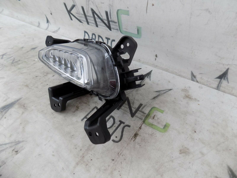 HYUNDAI i30 PD 2016-ON FRONT LEFT LED RUNNING LIGHT FOG GENUINE 6 PIN 92207G41