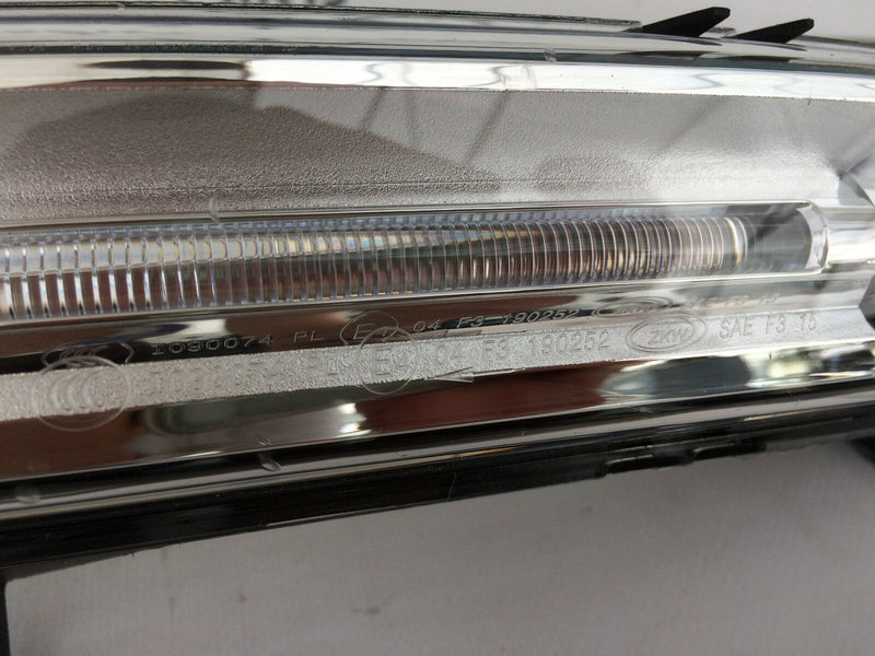 JAGUAR F-PACE X761 FOG LIGHT LED DAYTIME RUNNING LIGHT RIGHT SIDE 1058.002 R