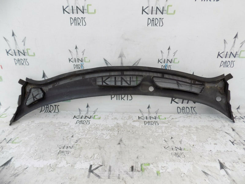 FORD FIESTA MK7 ST  2013-2017 UPPER WINDSCREEN SCUTTLE PANEL TRIM  8A61A02216BE