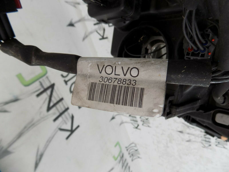 VOLVO XC90 2002-2014 MKI RIGHT DRIVER HEADLIGHT HEADLAMP 30698816