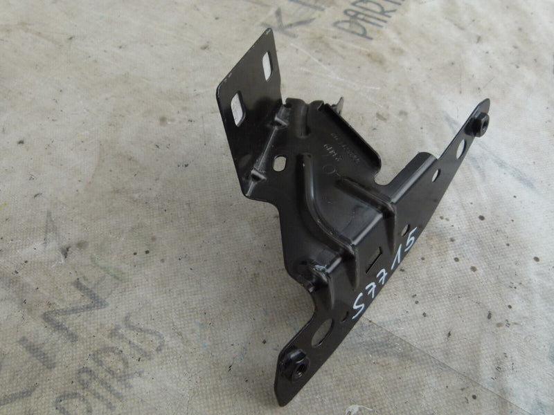 CITROEN C3 MK2 2009-13 FRONT RIGHT WING BRACKET HOLDER GENUINE 77269302