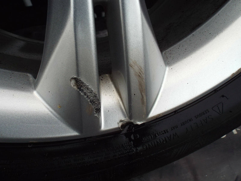 Ford Focus Genuine 16" Alloy CM5C Genuine 7Jx16H2X50 Wheel 215/55R16 Tyre 02