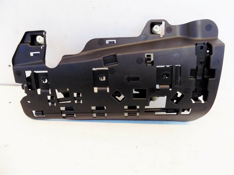 RANGE ROVER L494 SPORT REAR BUMPER INWARDS BRACKET RIGHT MOLDING PARKING SENSOR