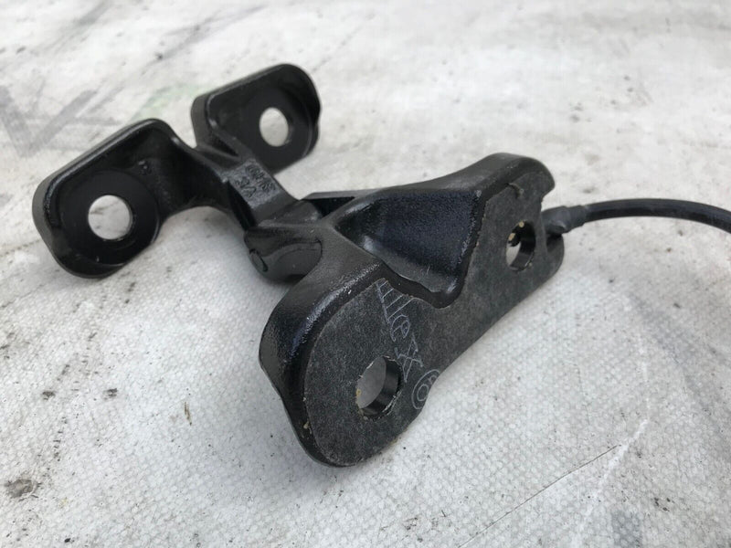 RANGE ROVER EVOQUE L551 2019- BOOT TAILGATE RIGHT HINGE GENUINE K8D242900