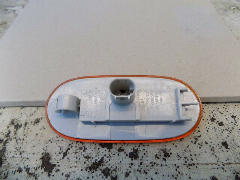 MERCEDES SPRINTER 2006-2013 SIDE INDICATOR LIGHT ORANGE LED A9068201456