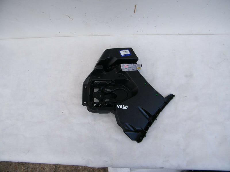 VOLVO V40 2012-2016 4-door N/SR left rear Bumper Slider Bracket 31395103 (V030)
