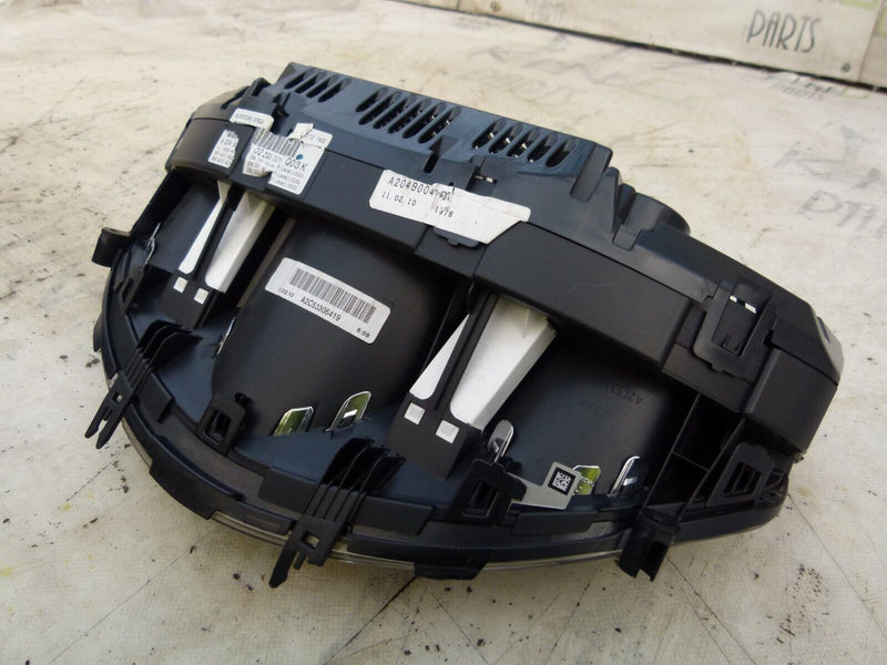 MERCEDES C W204 2007-11 DASHBOARD SPEEDOMETER GENUINE A2049003802