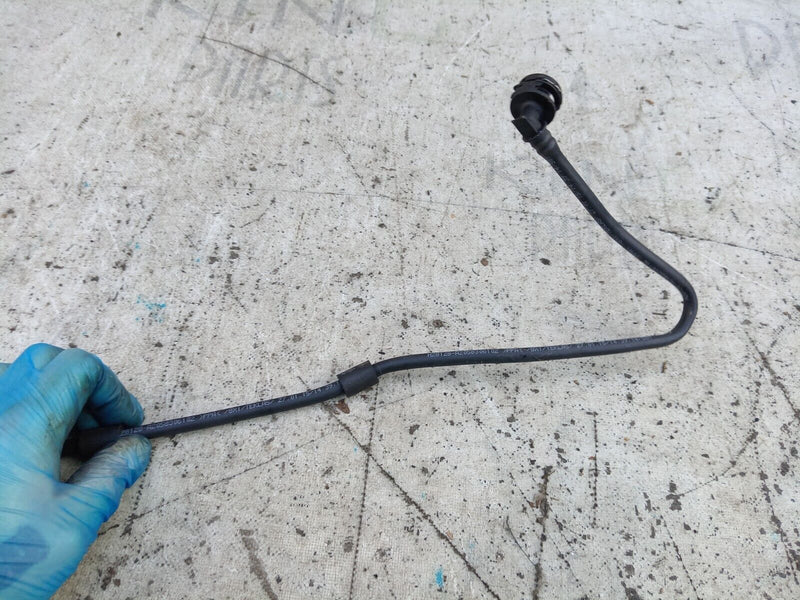 MERCEDES C CLASS W205 1.6 DIESEL VACUUM LINE PIPE A2058306102 #