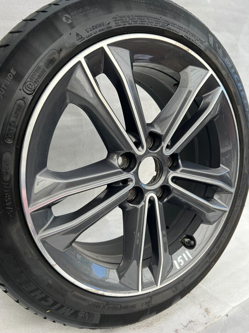 BMW F40 F44 ALLOY WHEEL WITH TYRE 7,5JX17H2 ET54 17" 6856087 225/45 R17