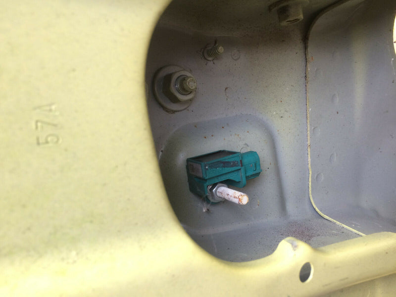 FIAT 500L - CUT PART MIDDLE B PILLAR RIGHT DRIVER SIDE PILLAR BODY PANEL O/S