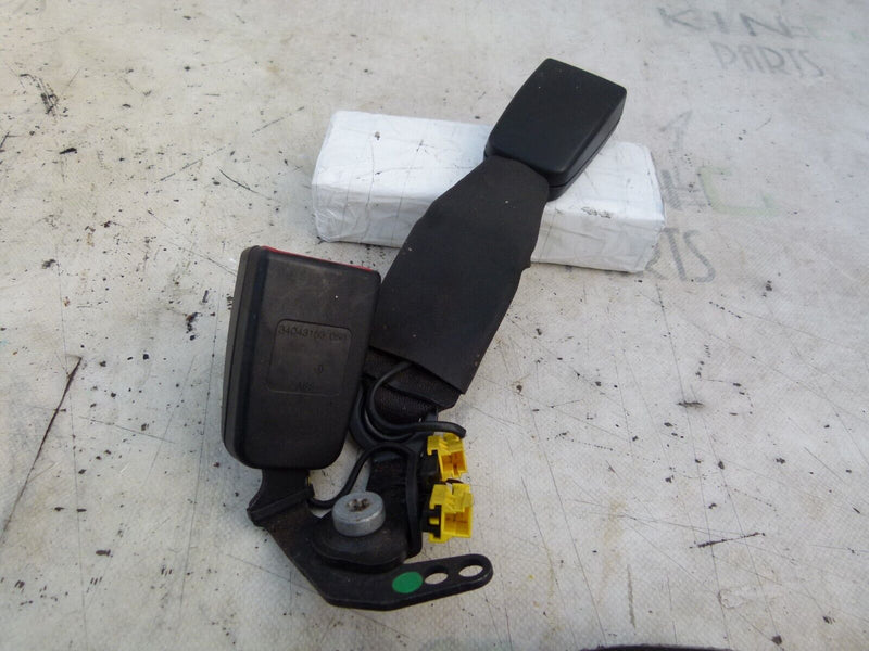 MERCEDES C W204 2007-11 REAR MIDDLE SEAT BELT BUCKLE GENUINE A2048602669