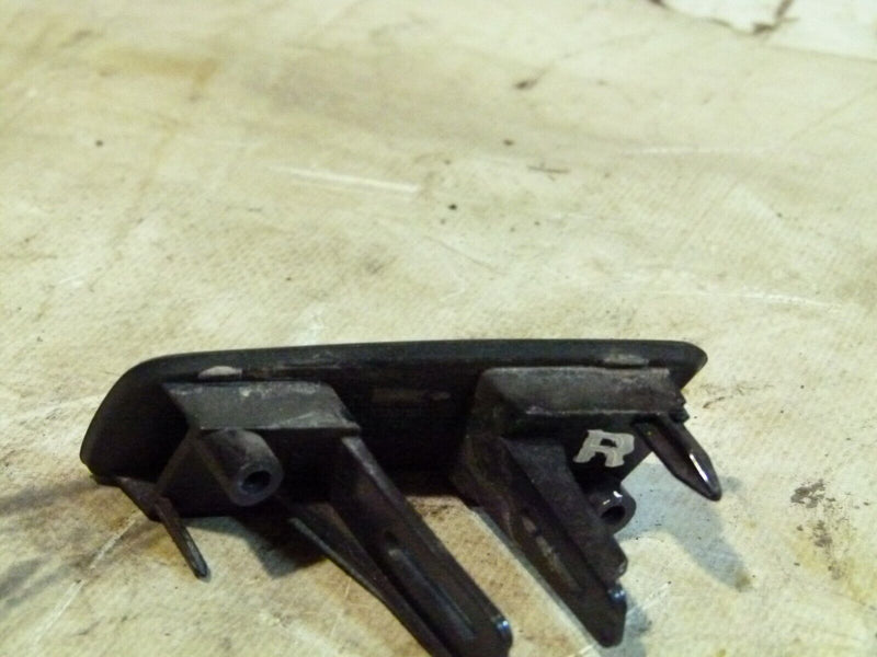 RANGE ROVER SPORT 13-17 RIGHT HEADLIGHT COVER PLUG GENUINE DK6213L018AA