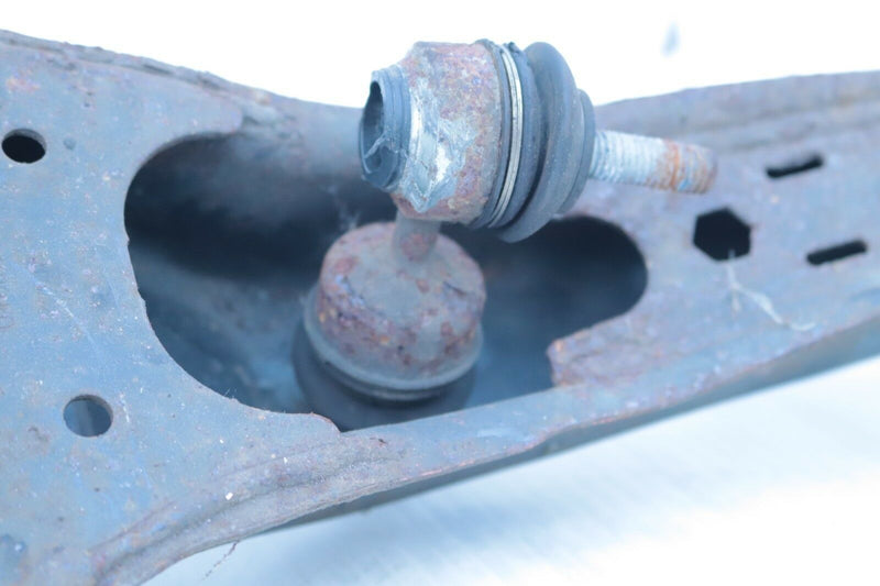 FORD C-MAX MK1 2003-2010 REAR LEFT SUSPENSION BOTTOM ARM SPRING HOLDER *3