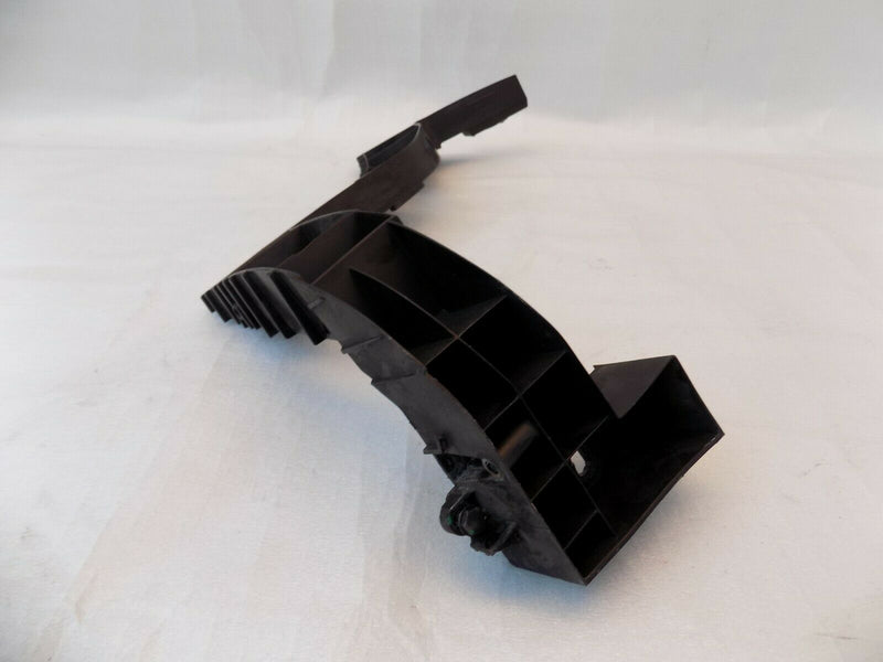 VW SHARAN ALHAMBRA 2010+ REAR BUMPER RIGHT SIDE BRACKET GUIDE 7N0807394A /B09-27