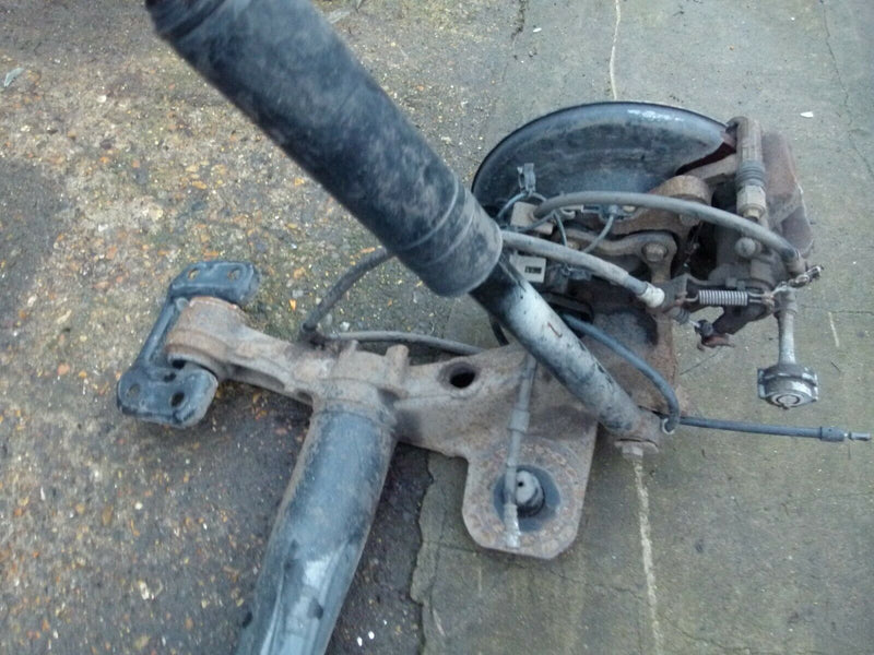 ASTRA J GENUINE SUSPENSION REAR AXLE CARRIER, HUBS, SHOCKS 134191056