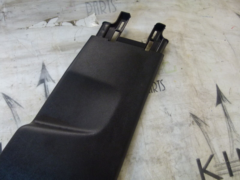 PEUGEOT 308 SW ESTATE 2017-21 RIGHT LOWER B-PILLAR COVER TRIM 9677440277