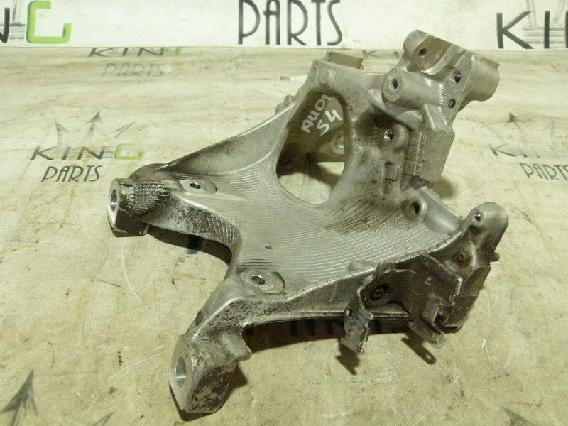 AUDI S4 A4 B9 8W 3.0 TFSI SUBFRAME ENGINE MOUNT BRACKET RIGHT SIDE 8W0399296E