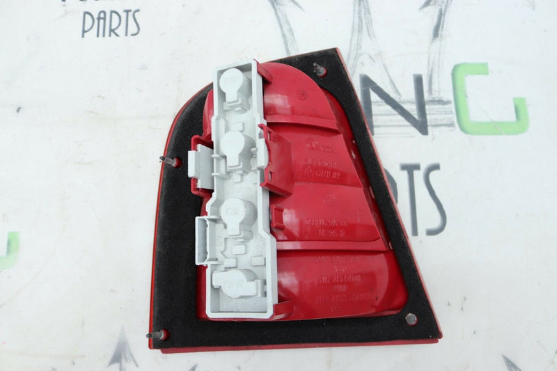 SKODA OCTAVIA MK1 HATCHBACK 2000-2009 GENUINE RIGHT SIDE REAR LIGHT LAMP
