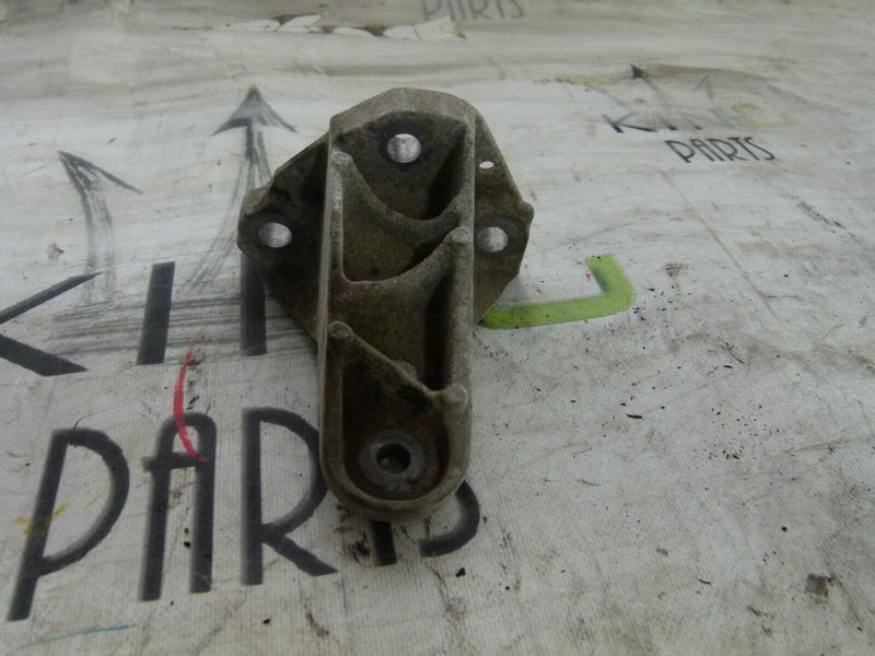 JAGUAR XJ X351 2010-19 3.0 DIESEL V6 ENGINE MOUNT BRACKET LEFT SIDE 5R836061