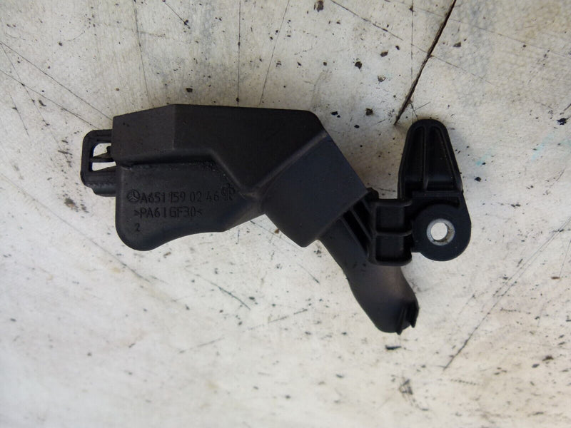 MERCEDES C W204 2007-11 ENGINE WIRING LOOM COVER GENUINE A6511590246