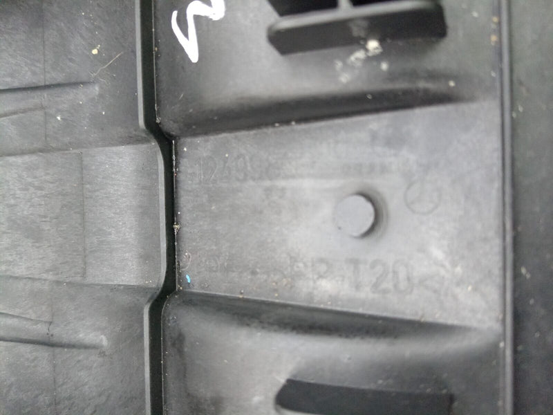 MERCEDES C CLASS W205  2014-18 CENTRE CONSOLE STORAGE BOX A2055404913 #