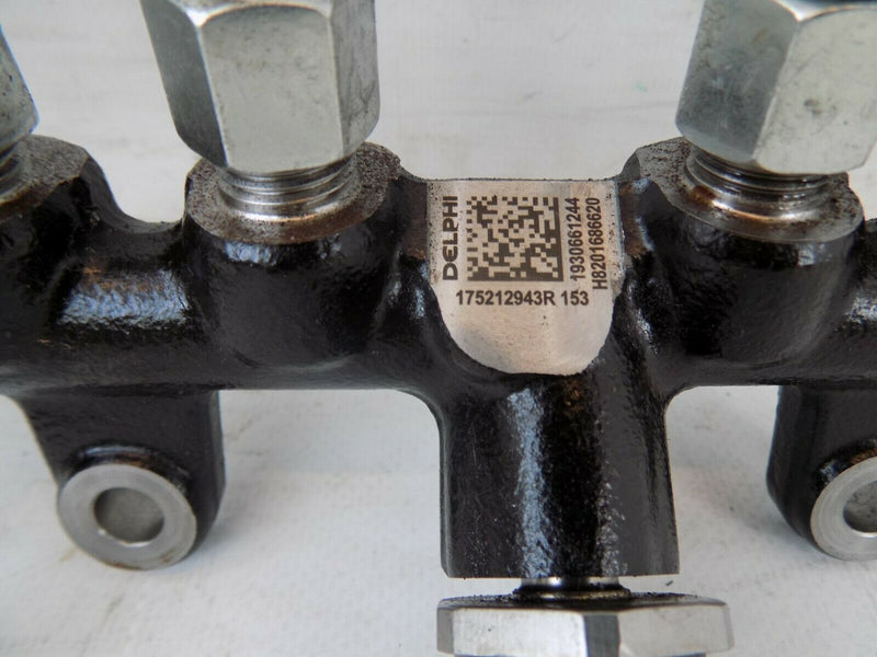 RENAULT NISSAN DACIA 1.5 DCI K9K  FUEL INJECTOR RAIL 175212943R