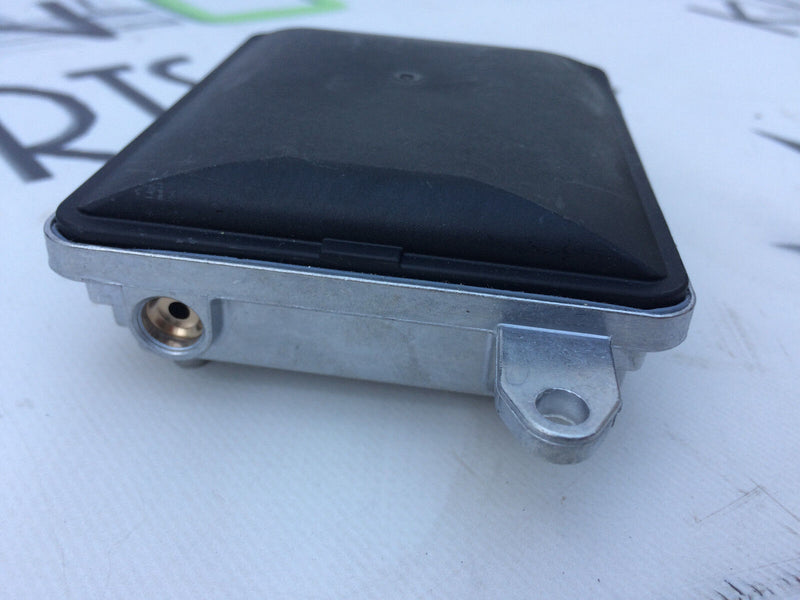 PORSCHE CAYENNE 2011-2015 RIGHT LANE CHANGE ASSISTANT CONTROL UNIT 8T0907568 B