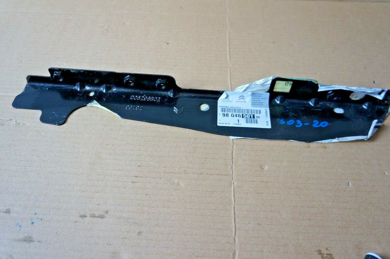CITROEN C4 CACTUS 2014- LEFT FRONT FENDER CONNECTION SUPPORT 9804650180 (S03-20)