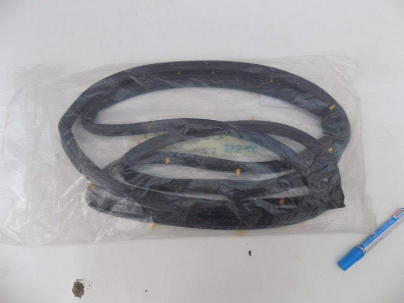 KIA PICANTO 2011-2015 FRONT RIGHT DOOR SILK STRIP NEW 82140-1Y000 /S43-43
