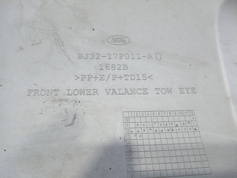 RANGE ROVER EVOQUE L538 2011-15 FRONT BUMPER TOW EYE COVER BJ32-17F011