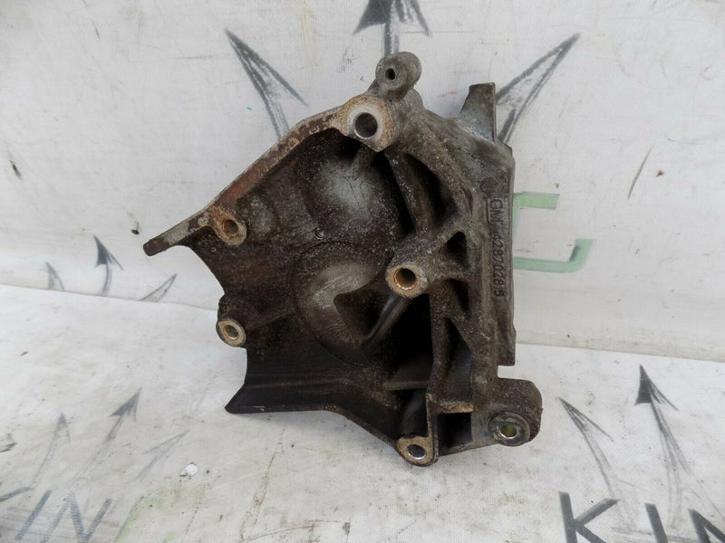 VAUXHALL INSIGNIA 2008-2016 2.0 CDTi SUPPORT ENGINE MOUNT BRACKET 428702815