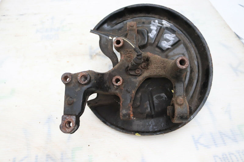 VW GOLF VI MK6 2008-2012 REAR RIGHT BEARING HUB BRAKE PLATE *3