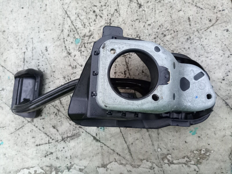 MERCEDES C CLASS W205 AUTOMATIC 2014-2021 BRAKE PEDAL A2052920515 #