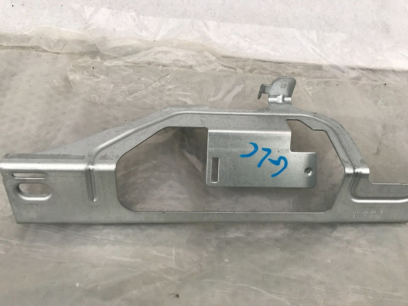 MERCEDES GLC X253 16-21 LOWER QUARTER BOOT TRUNK LEFT HOLDER BRACKET A2536914300