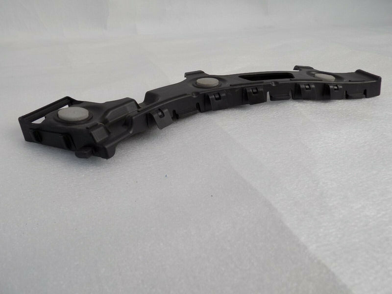 VAUXHALL ZAFIRA B 2005-14 REAR BUMPER BRACKET GUIDE GUIDE RIGHT 13125037 /S27-41