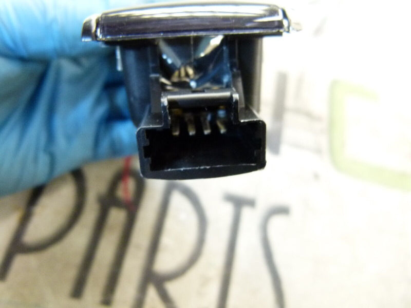 PEUGEOT 308 SW ESTATE 2017-21 REAR RIGHT DRIVER SIDE ROOF LIGHT 172001531