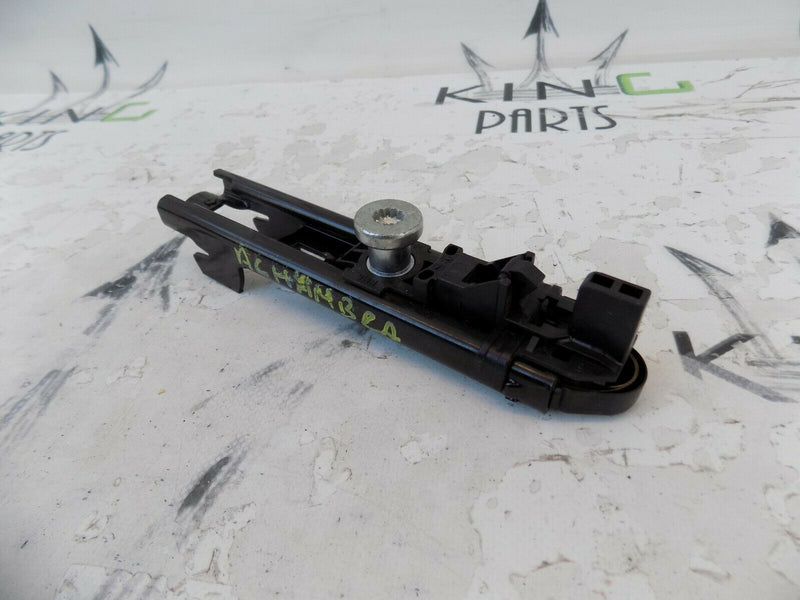 SEAT ALHAMBRA 2010-2015 FRONT SEAT BELT HEIGHT ADJUSTMENT FITTING 3C8857819