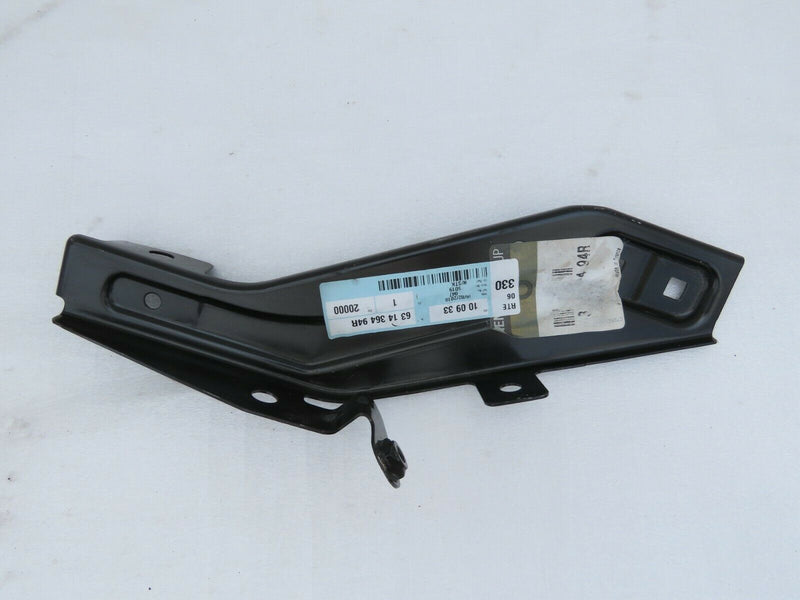 RENAULT TWINGO 2007-2014 FRONT LEFT FENDER MOUNT 631436494R /S51-36