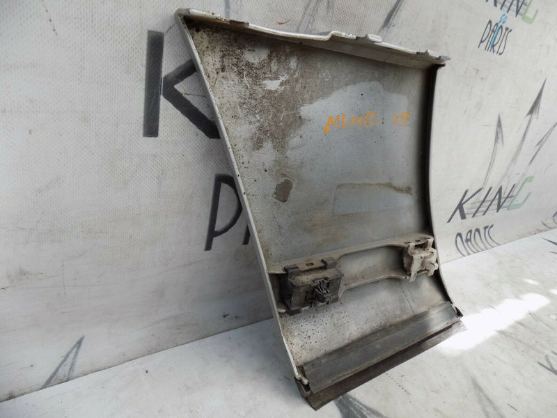 RANGE ROVER L322 FRONT RIGHT DRIVER SIDE LOWER DOOR MOULDING 7001344