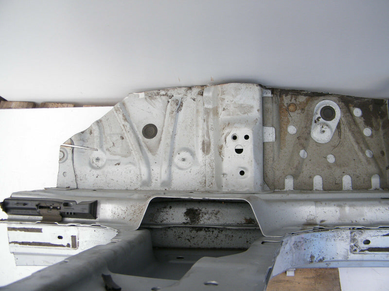 MERCEDES W212 E Class 2010-15 DRIVER LOWER B POST PANEL SALOON RIGHT SIDE O/S