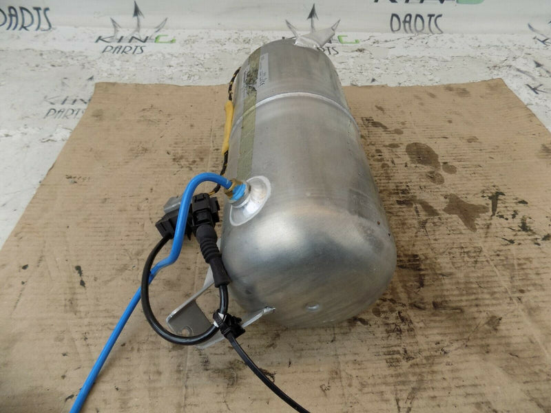AUDI Q7 LEVELLING SUSPENSION PRESSURE TANK REAR RESERVOIR 7L8616202A