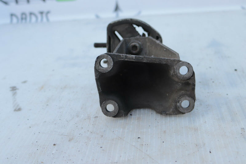 SKODA SUPERB MK1 2001-2008 1.9TDI GEARBOX MOUNT BRACKET LEFT SIDE 8D0399113AB *3
