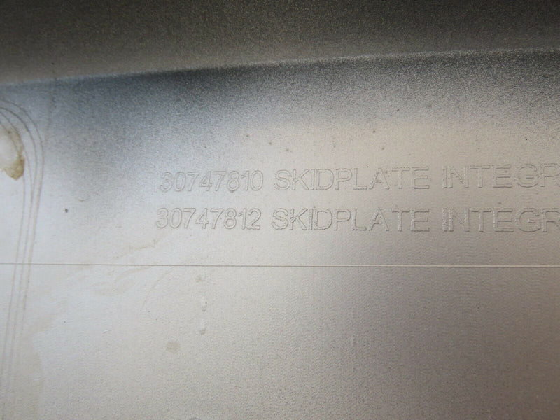 VOLVO XC40 XC 40 YEAR 2019 REAR BUMPER DIFFUSER GENUINE 30747810
